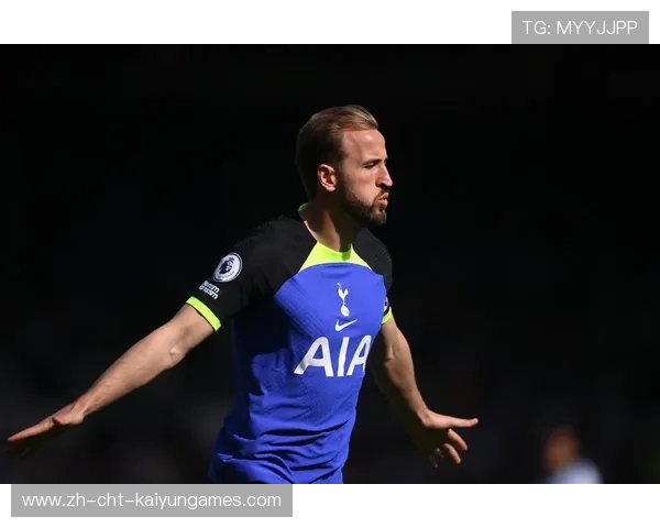 凯恩连线队友形成三角关系，热刺攻势完善度颇高